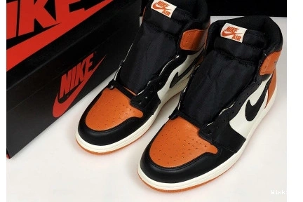 AIR BACKBOARD” JORDAN MENS RETRO HIGH 1 OG 555088-005 “SHATTERED 0825